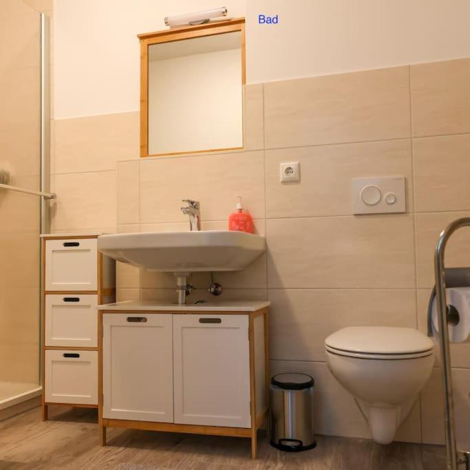 Freundliche Wohnung Mit Parkplatz Und Terrasse Neubrandenburg Dış mekan fotoğraf